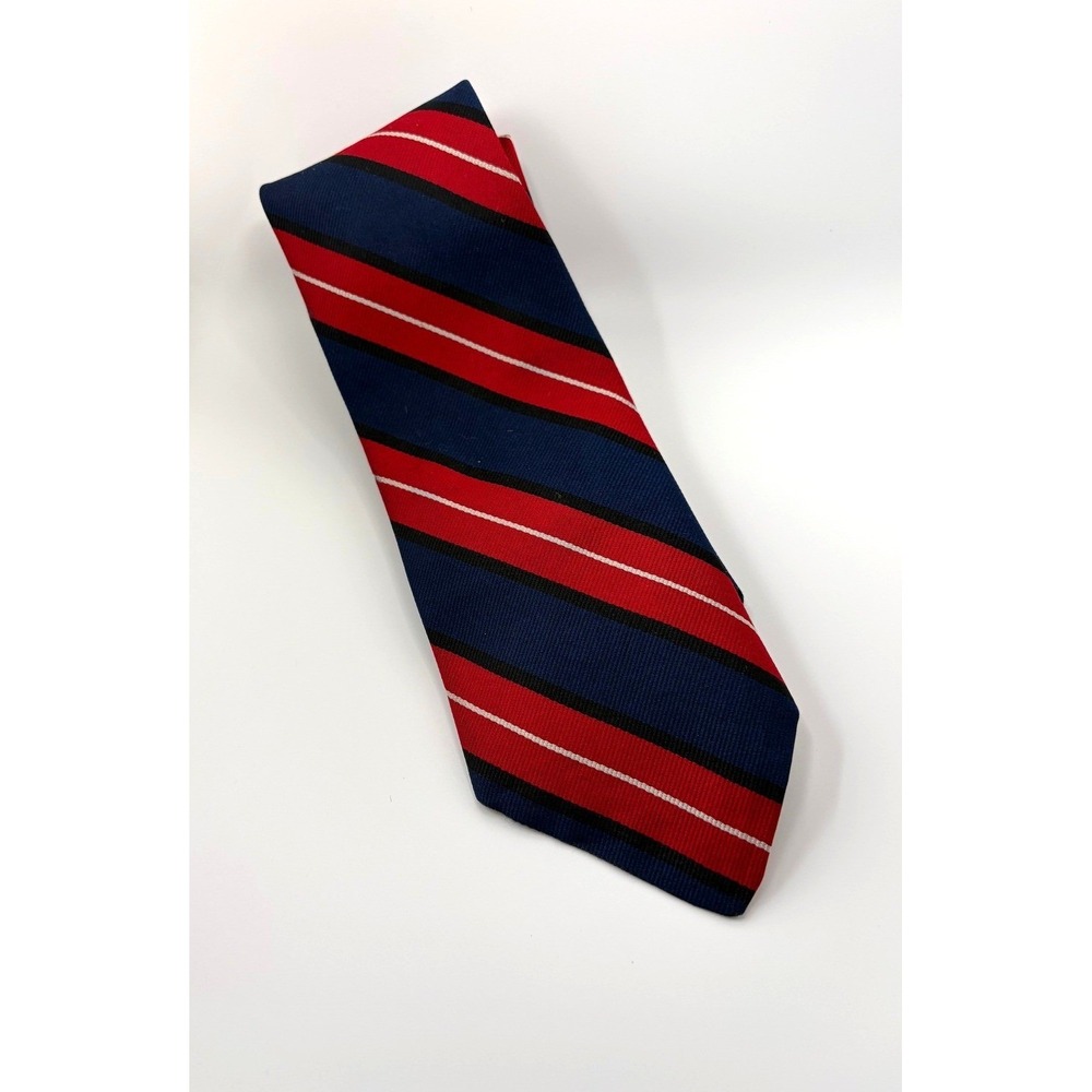 Brooks Brothers Makers Red and Navy Diagonal Stripe Silk Tie